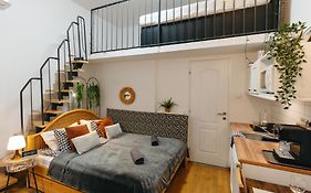 Bercsenyi Apartments - Close To The Gellert Thermal Bath